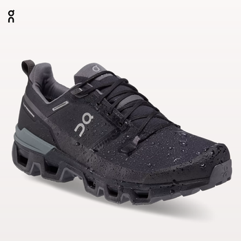 On On Men's Cloudwander Waterproof 73.98606