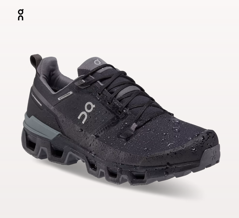 On On Men's Cloudwander Waterproof 73.98606