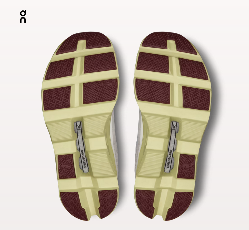 On On Women's CloudMonster 61.97783