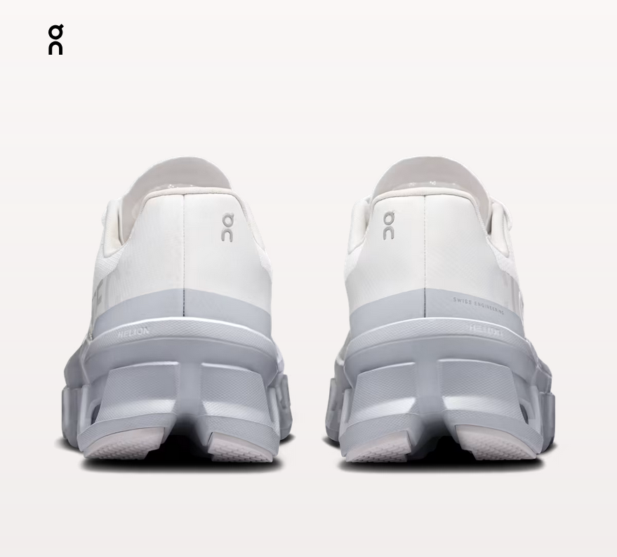 On On Women's CloudMonster 61.97649