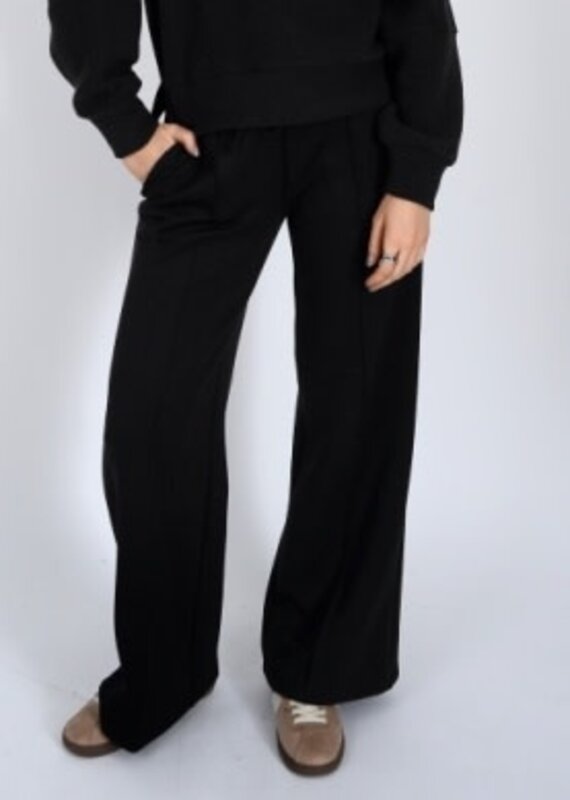 Cloth Cloth Femmes Prida Tricot Doux avec Cordon de Serrage à Enfiler 42T004S