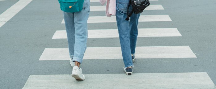 The Best Women's Sneakers for Walking All Day in Montreal: What to Look For