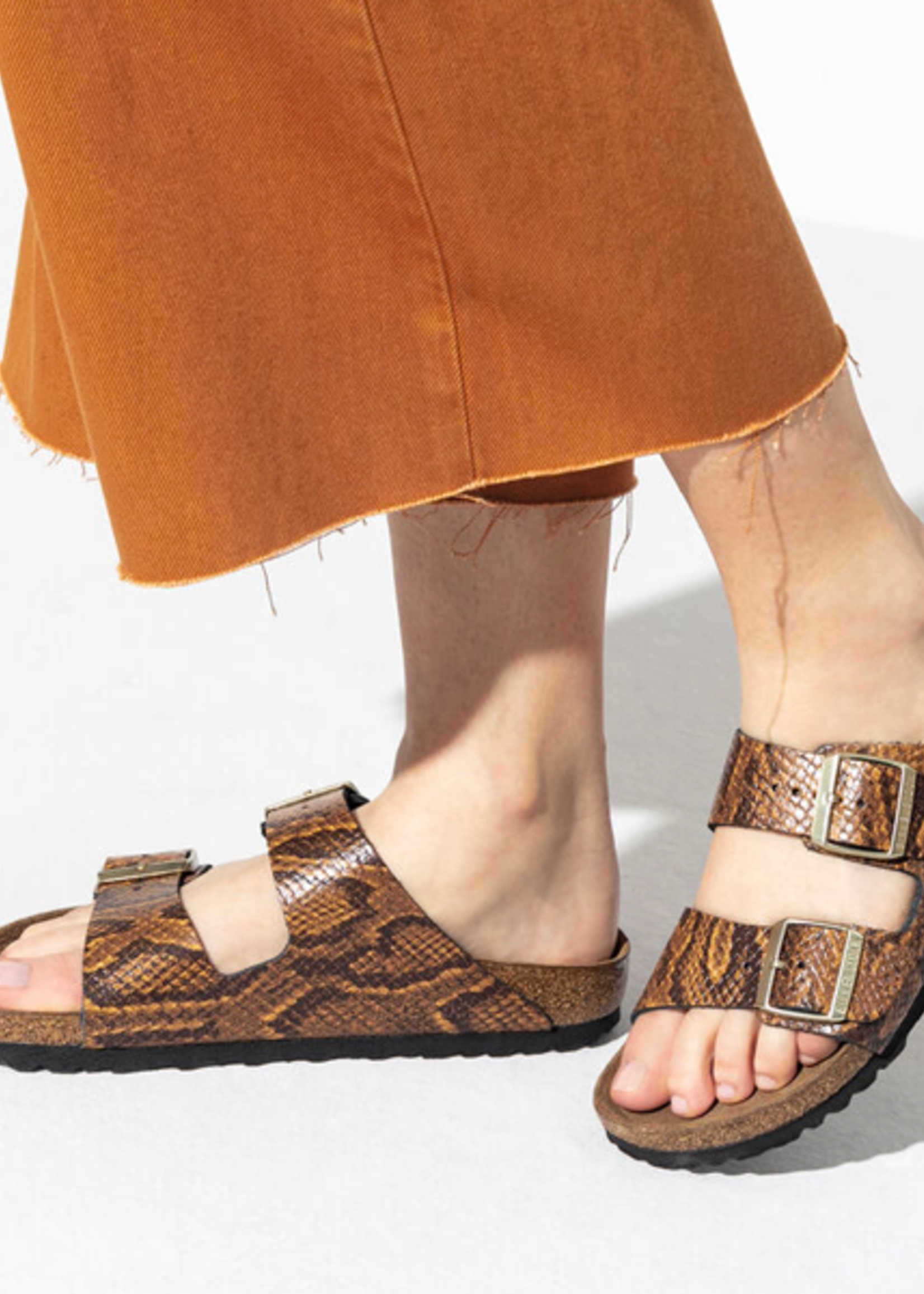 Birkenstock Arizona Leather Brown Sandals - Fe's Fashion & Decor