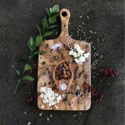 Olive Wood Rustic Small cutting Board 9 - Scents & Feel