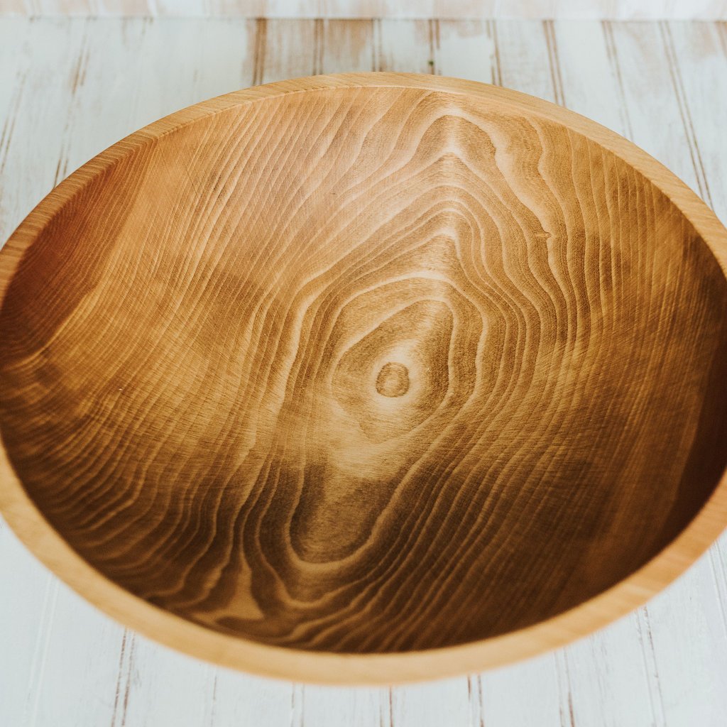 https://cdn.shoplightspeed.com/shops/615168/files/34269114/1024x1024x1/handmade-beech-salad-bowl.jpg