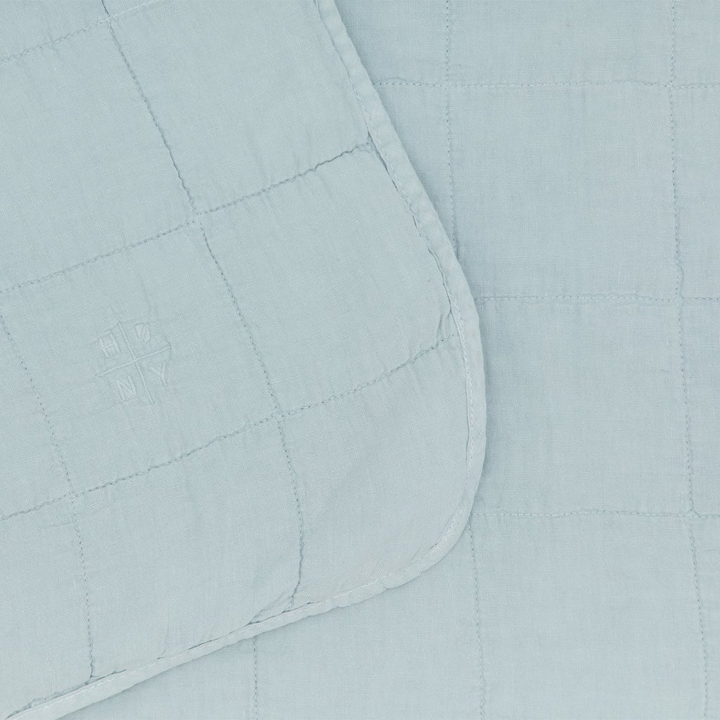 Hawkins NY Simple Linen Quilt