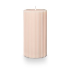 Illume Medium Fragranced Pillar Candle