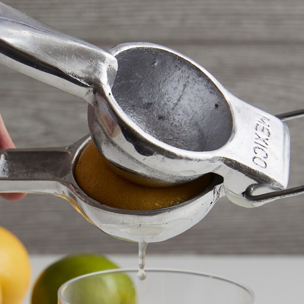 Aluminum Hand Citrus Juicer