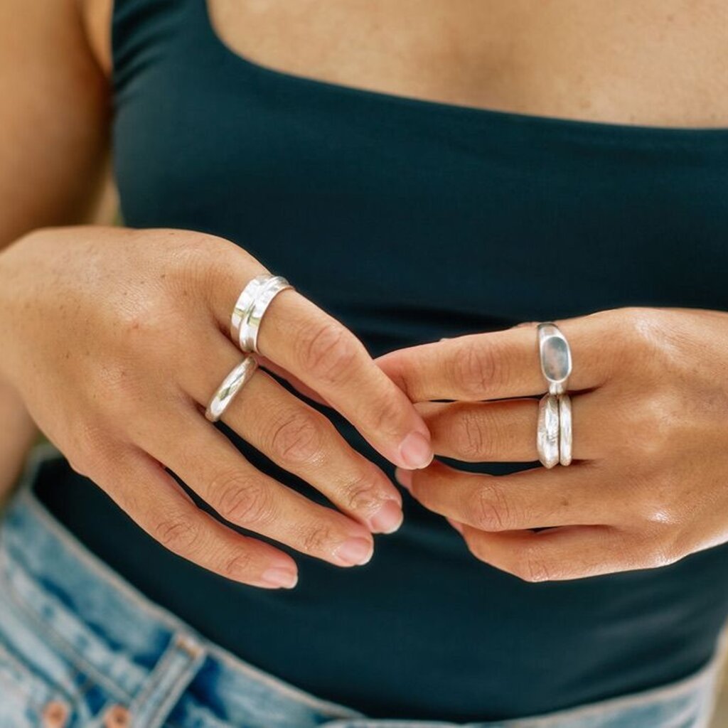 Ladha Ladha Skinny Reyes Ring