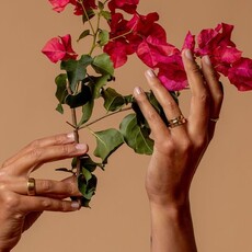 Ladha Monti Wide Band Ring