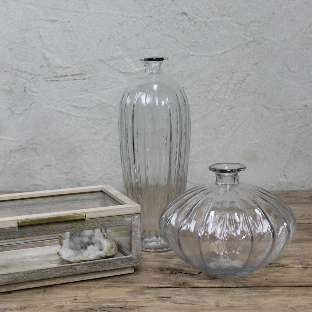 Lisa Scalloped Vase
