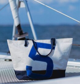 727 Sailbags Recycled Sail Carla Travel Bag