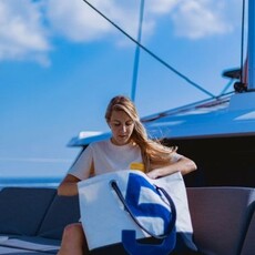 727 Sailbags Recycled Sail Carla Travel Bag