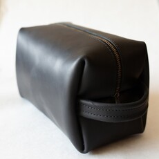 Handcrafted Leather Dopp Kit