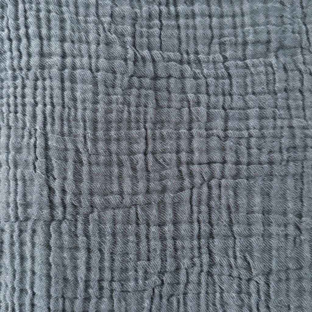 Oversized Crinkle Blanket