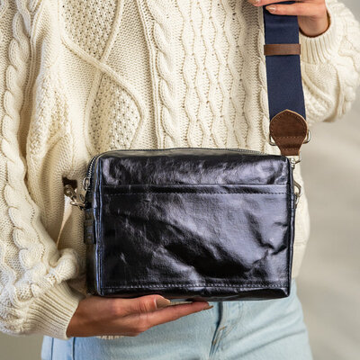 Uashmama Tracolla Crossbody Bag