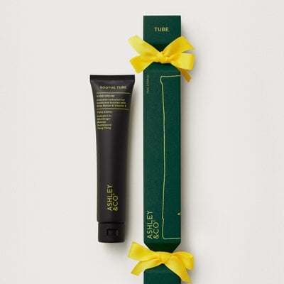 Ashley & Co Christmas Cracker Hand Lotion