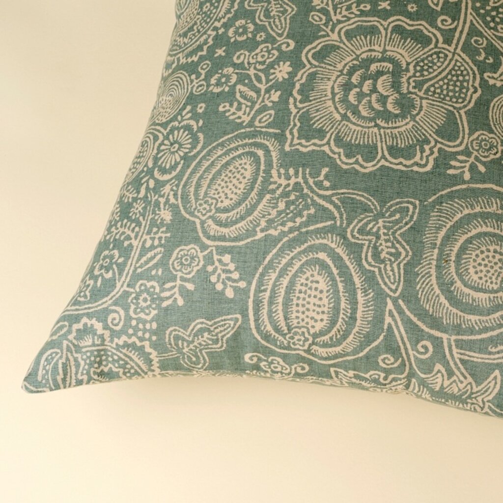 Paradise 24" Pillow