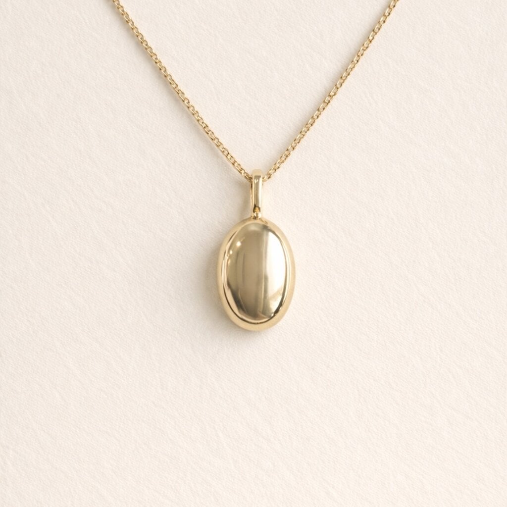 Oval Pendant Necklace