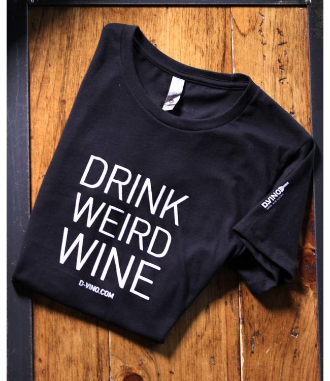 T-shirt "Drink Weird Wine"