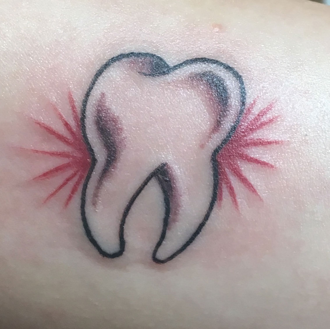 Tooth tattoo