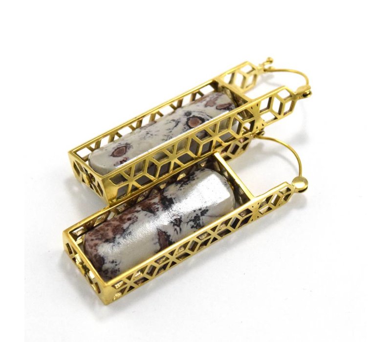 Marquesan Rectangle with Cream Choco Stone in Yellow Gold