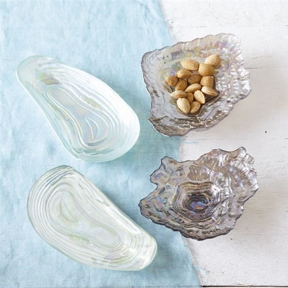 Two's Company Clam Shell Dish, Assorted