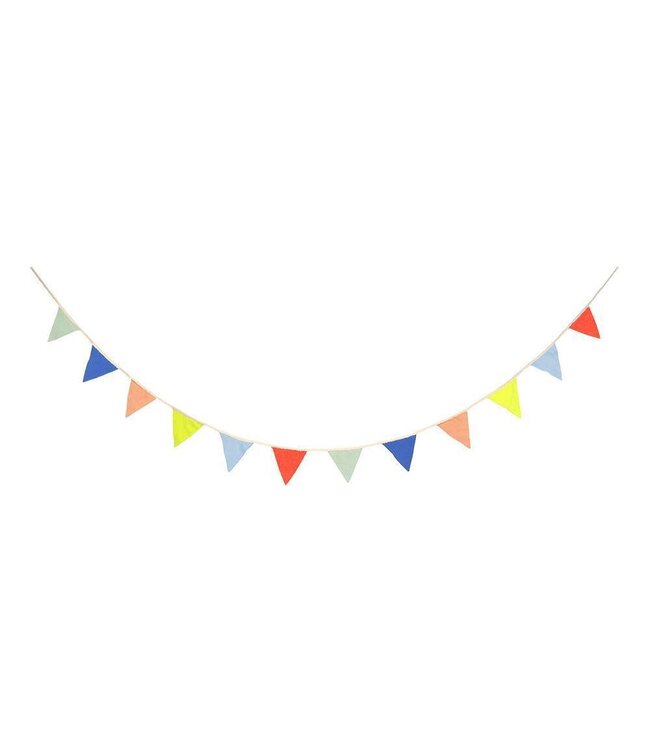 Meri Meri Multicolor Knitted Flag Garland