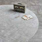 FUMO ROUND RUG by Gus* Modern