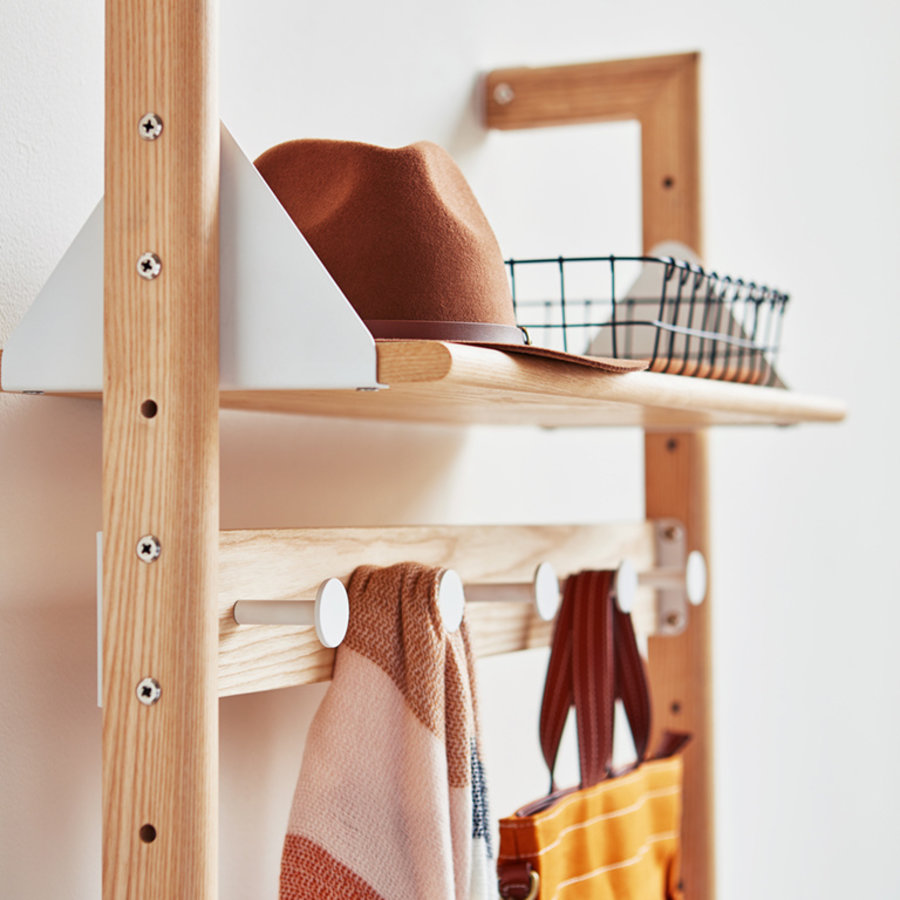 BRANCH HOOK RAIL