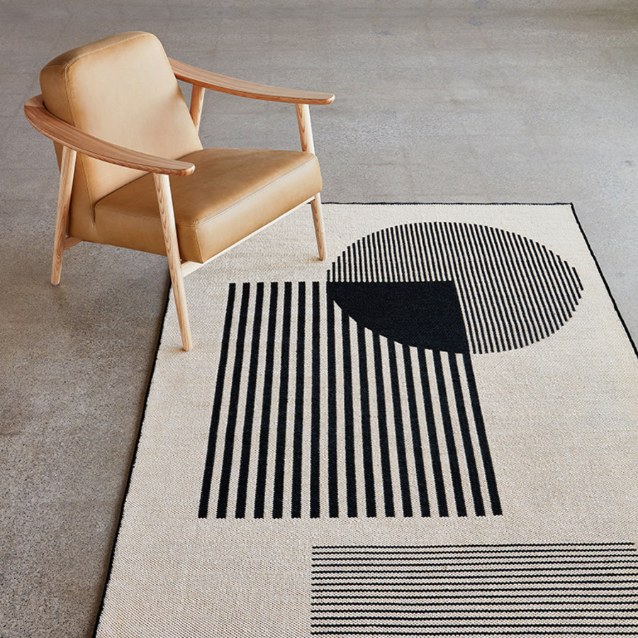 TAPIS RÉVERSIBLE CONSTRUCT VERSA par Gus* Modern