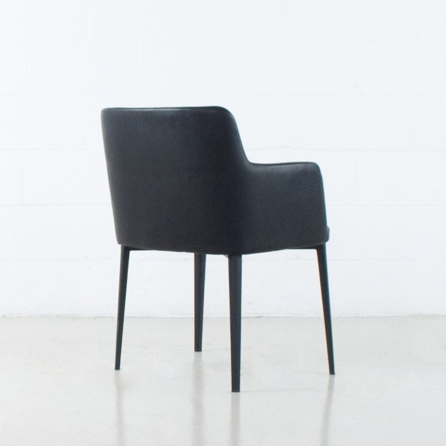 WILLIAMSBURG CHAIR WITH BLACK SYNTHETIC LEATHER