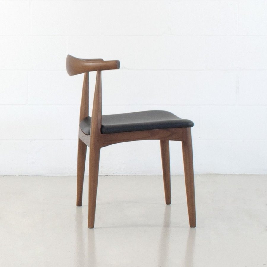 ELBOW CHAIR / WALNUT WOOD