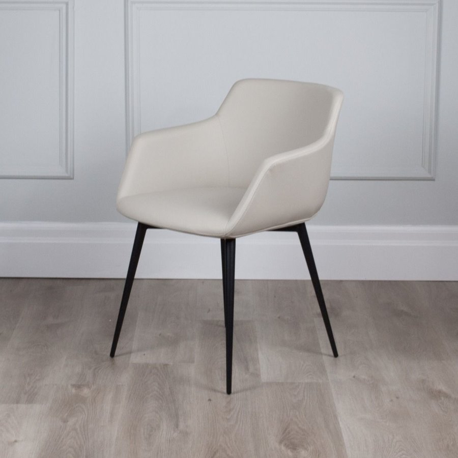 LEANNA CHAIR / BONE