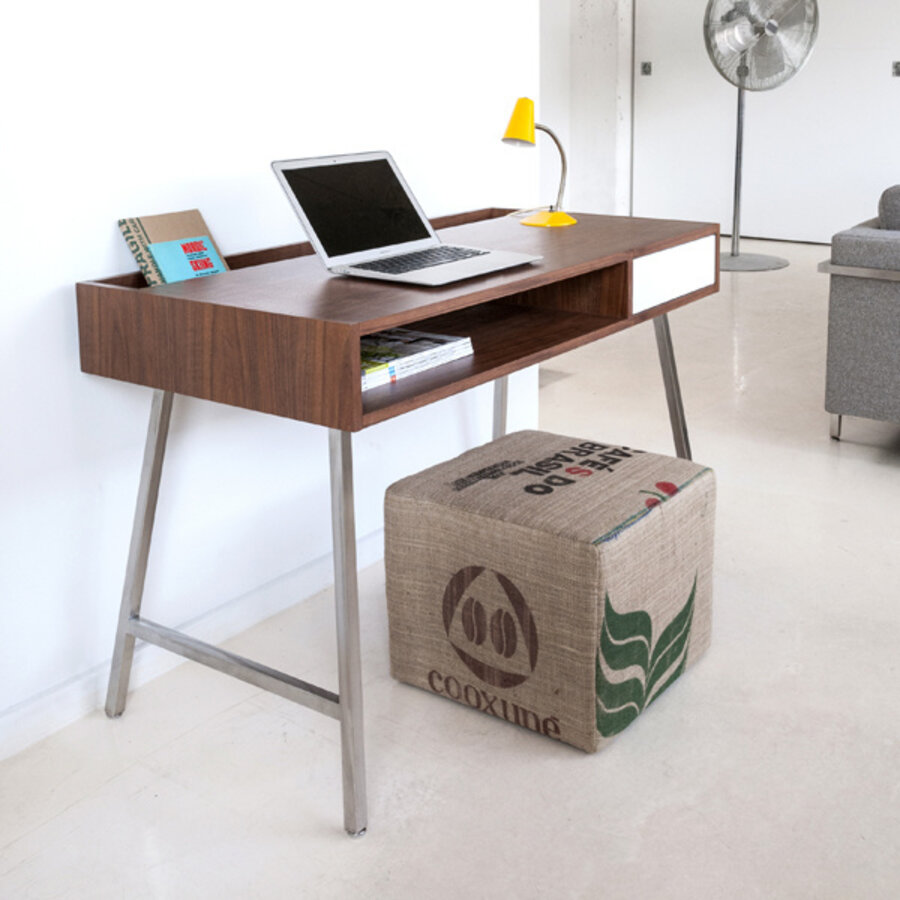 JUNCTION DESK Walnut par Gus* Modern