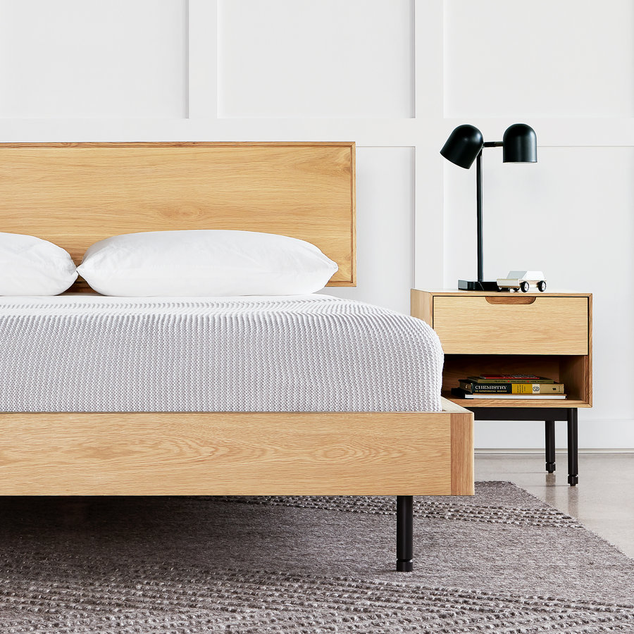 MUNRO BED WHITE OAK