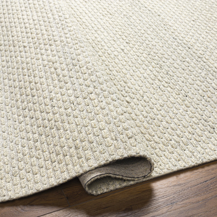 LUMI RUG 2300