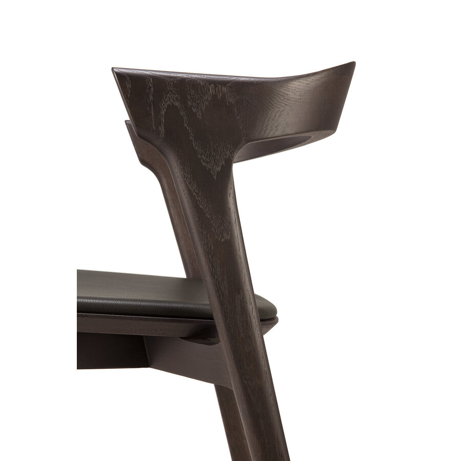 BOK CHAIR - VARNISHED BROWN OAK AND BROWN LEATHER by Ethnicraft