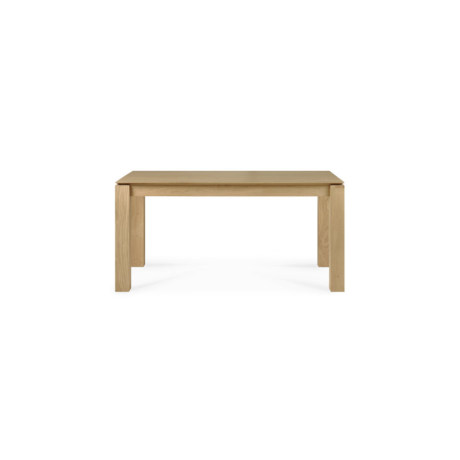 TABLE SLICE EXTENSIBLE  -  CHÊNE HUILÉ 71''/110'' par Ethnicraft