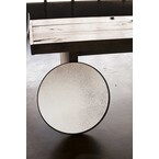 MIROIR ROND ÂGÉ - CLAIR - CADRE EN BOIS - MOYENNEMENT ÂGÉ 24'' par Ethnicraft