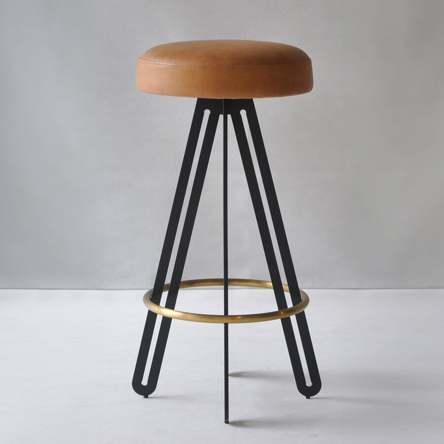 OBERON BAR STOOL