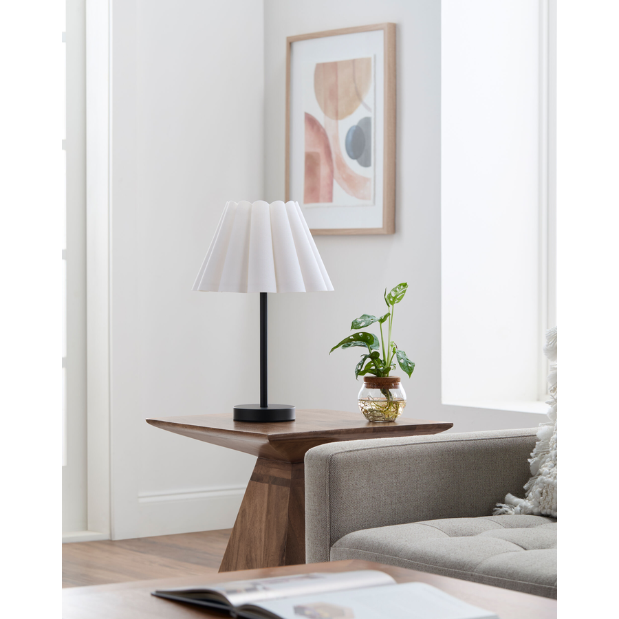 LEYNAR TABLE LAMP BLACK