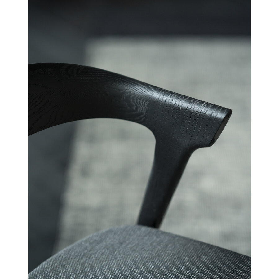 BOK CHAIR - VARNISHED OAK - BLACK - SOFT BLACK FABRIC by Ethnicraft