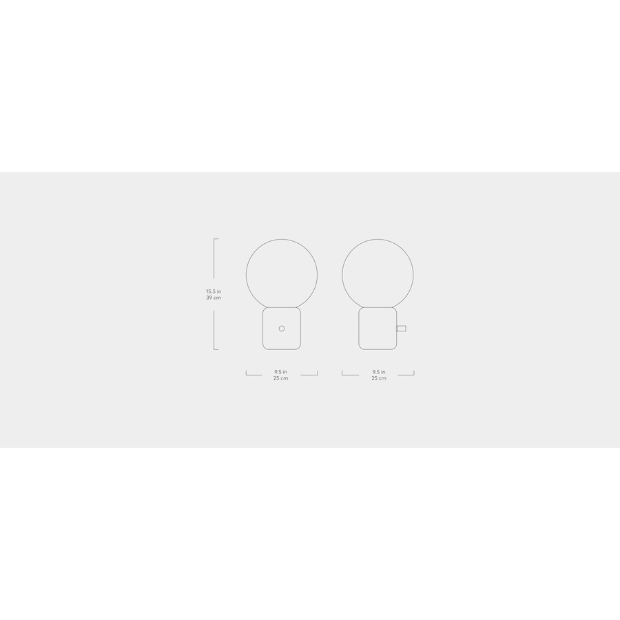 LAMPE DE TABLE MONOCLE par Gus* Modern