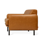 FAUTEUIL FOUNDRY CUIR par Gus* Modern
