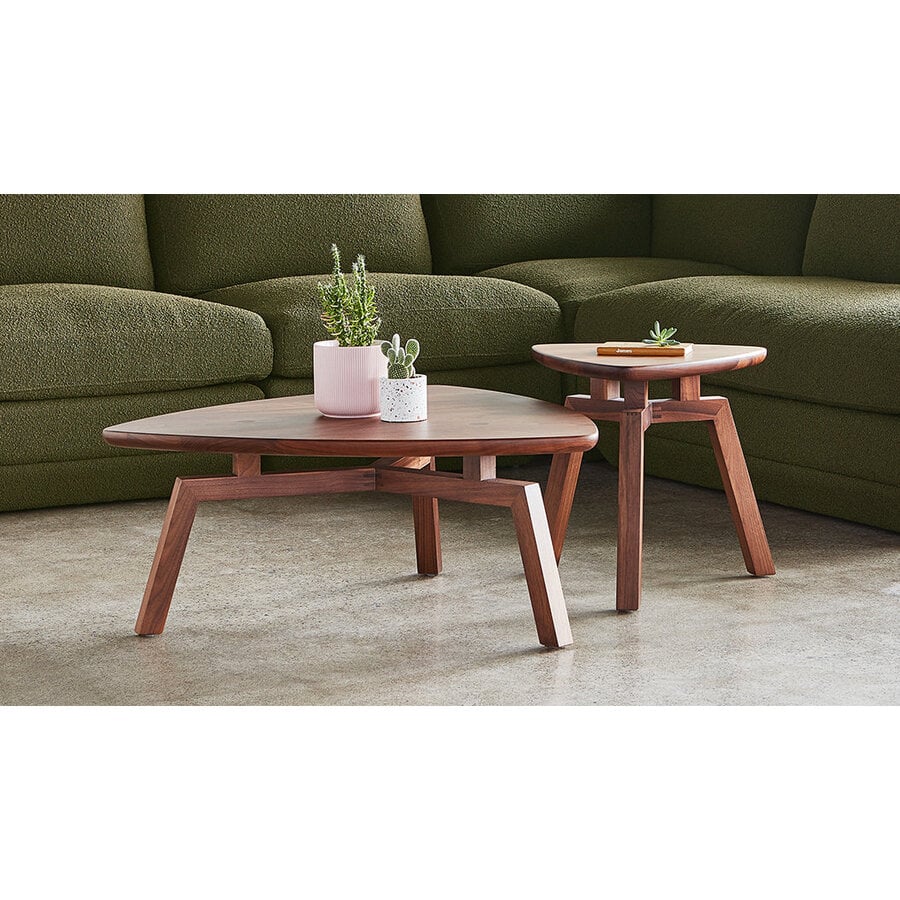 DEMO / SOLANA COFFEE TABLE – Walnut