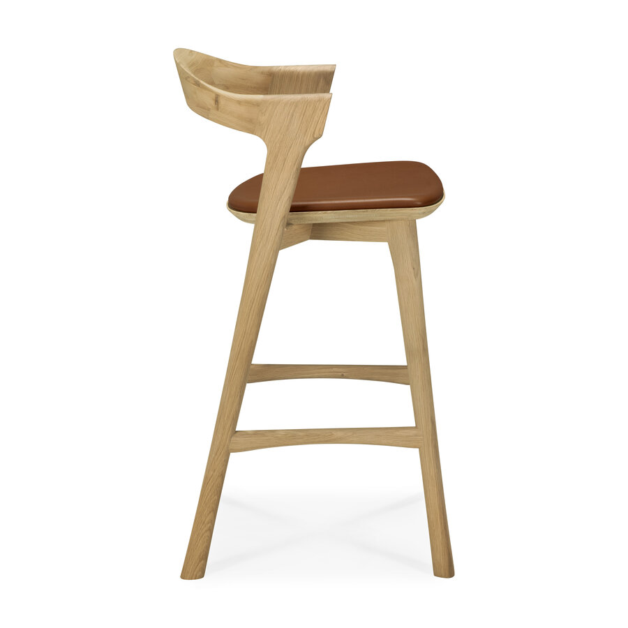 TABOURET COMPTOIR BOK - CHÊNE VERNIS - CUIR COGNAC