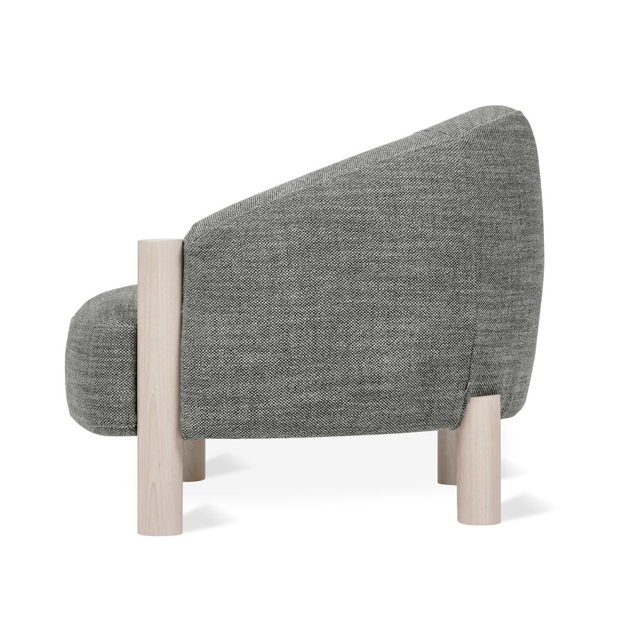 SPADINA LOUNGE CHAIR