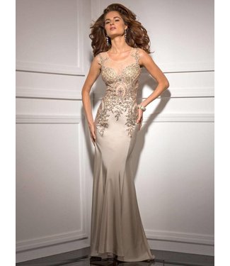 4507 Robe droite avec broderies or