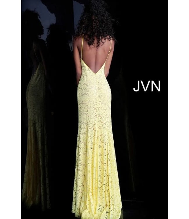 61070 Robe ajustée en dentelle